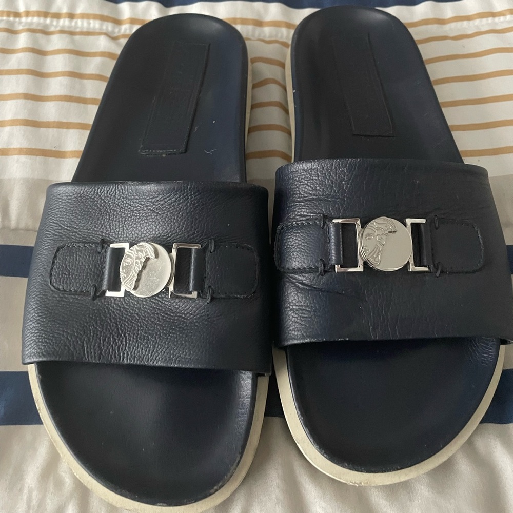 Versace slides